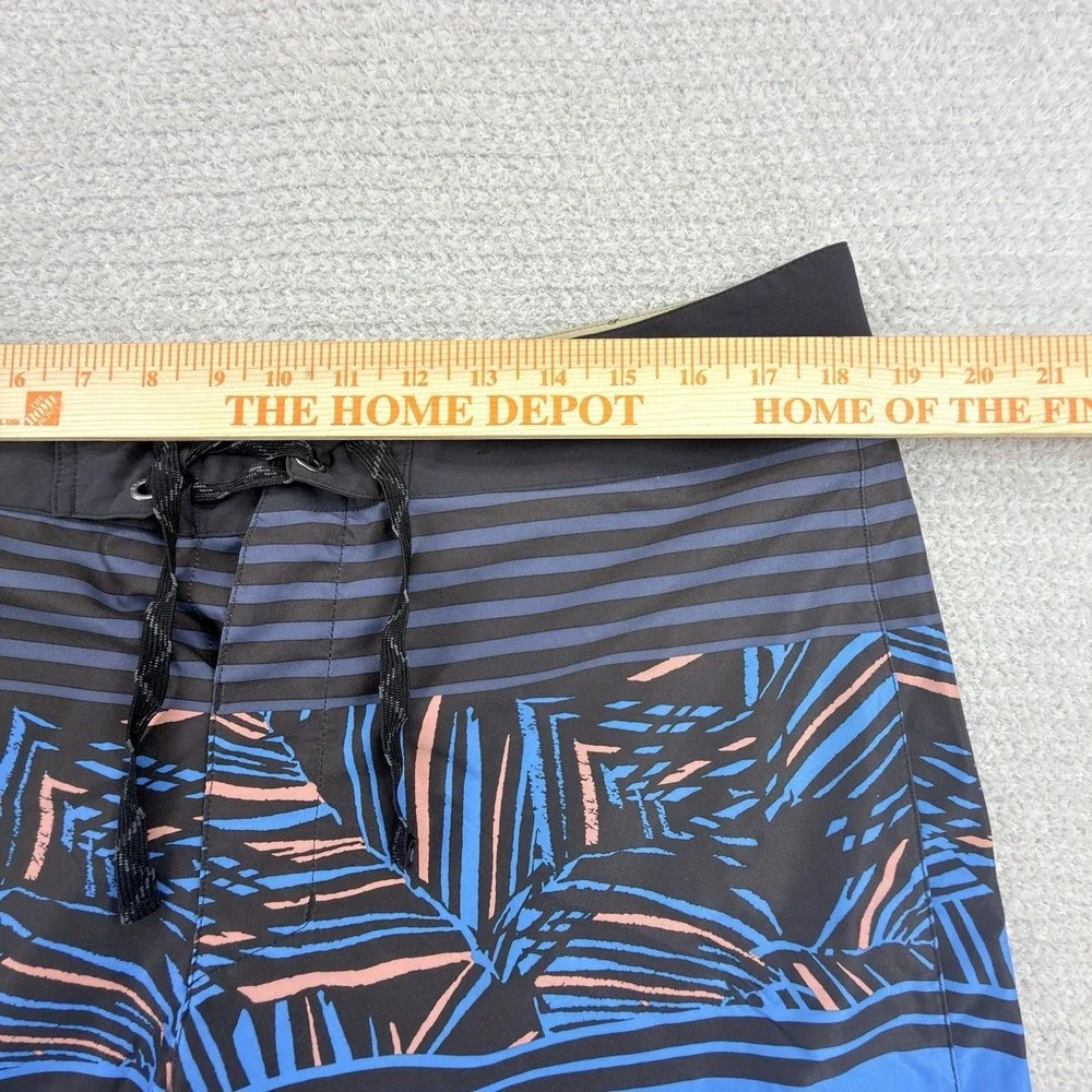 Patagonia Wavefarer Board Shorts Mens 36 Blue Tropical Surf Swim Beach Outdoor